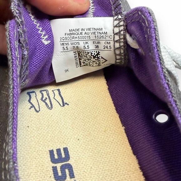 CONVERSE Women’s Gray & Purple Younique Low-Top Sneakers Size 7.5 - Picture 5 of 7